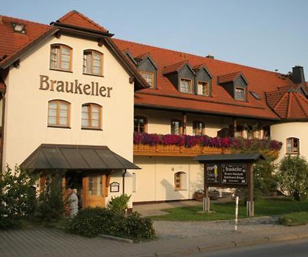 Landgasthof - Braukeller - Fattigau Oberkotzau Buitenkant foto