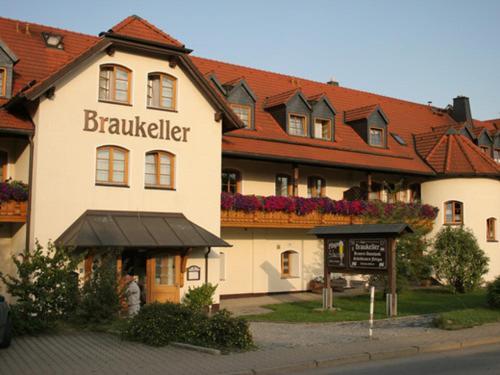 Landgasthof - Braukeller - Fattigau Oberkotzau Buitenkant foto